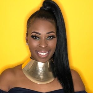 Meet your Posher, Angelique